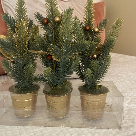 Mini Christmas Tree Set of 3 NWT - Picture 1 of 4